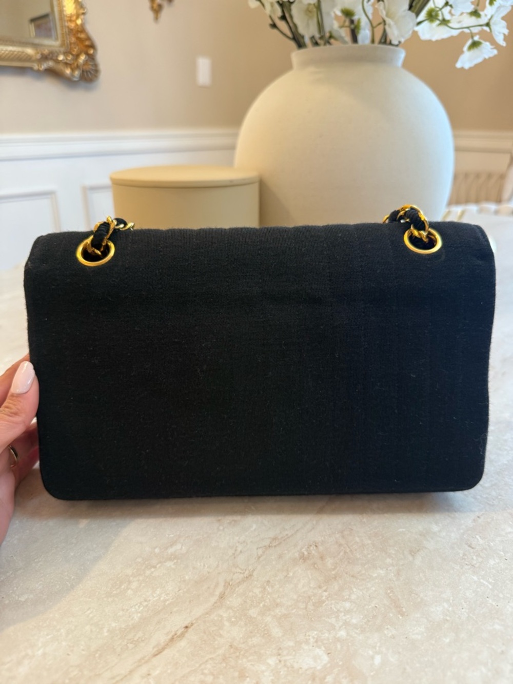 CHANEL Black Quilted Shoulder Bag with Gold Chain - Picture 2 of 10